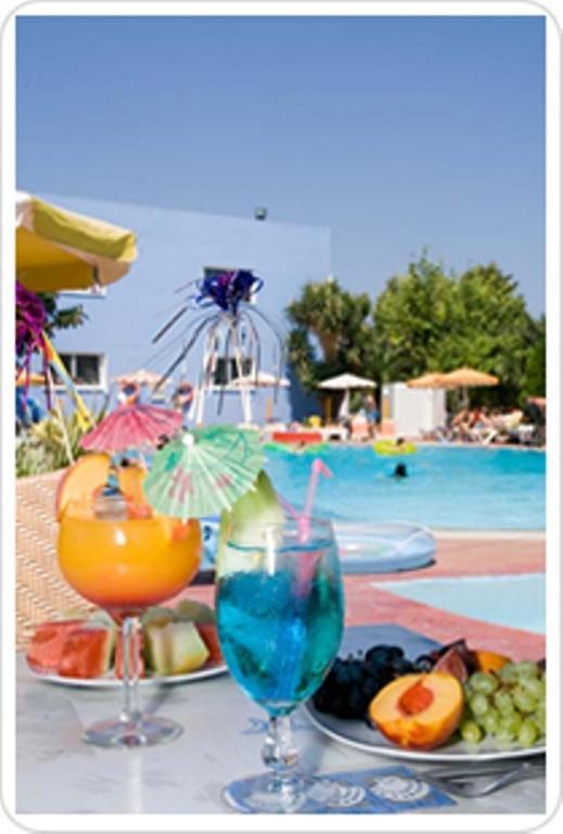 Corellia Asterias Beach Hotel Теологос Екстер'єр фото